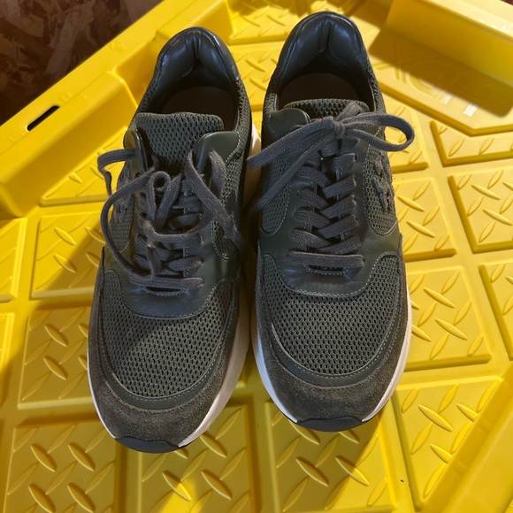 Tory Burch Green Mesh Athletic Sneakers - Picture 5 of 5